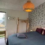 Casa vacanze Awesome In With 4 Bedrooms And Internet *