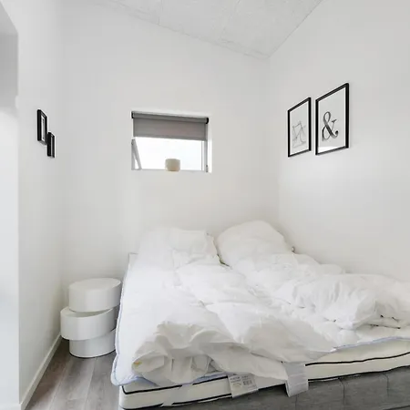 Casa de Férias Awesome In With 4 Bedrooms And Internet