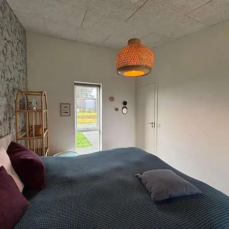 Awesome In With 4 Bedrooms And Internet Casa de Férias *